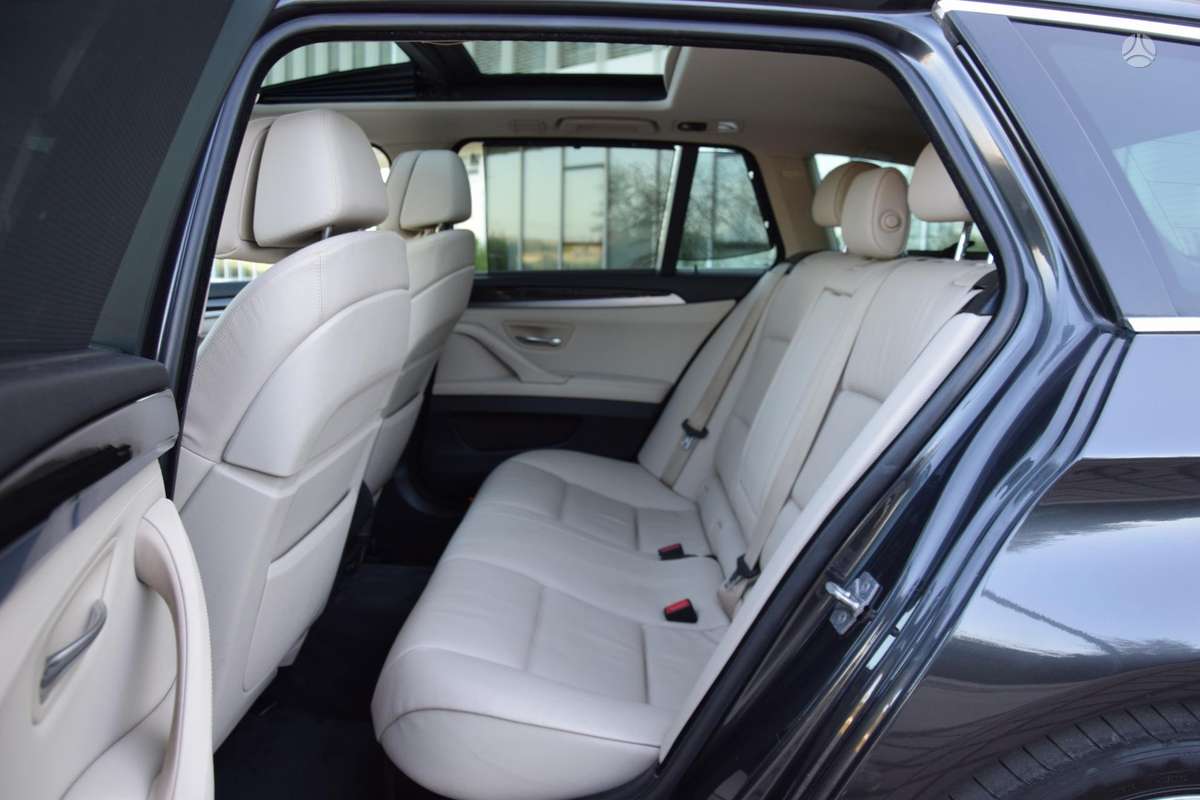 BMW 530, 3.0 l., Универсал