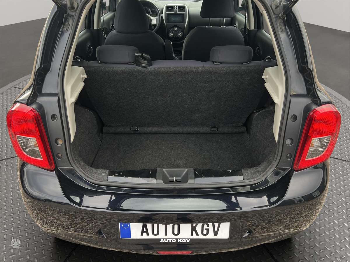 Nissan Micra, 1.2 l., hatchback