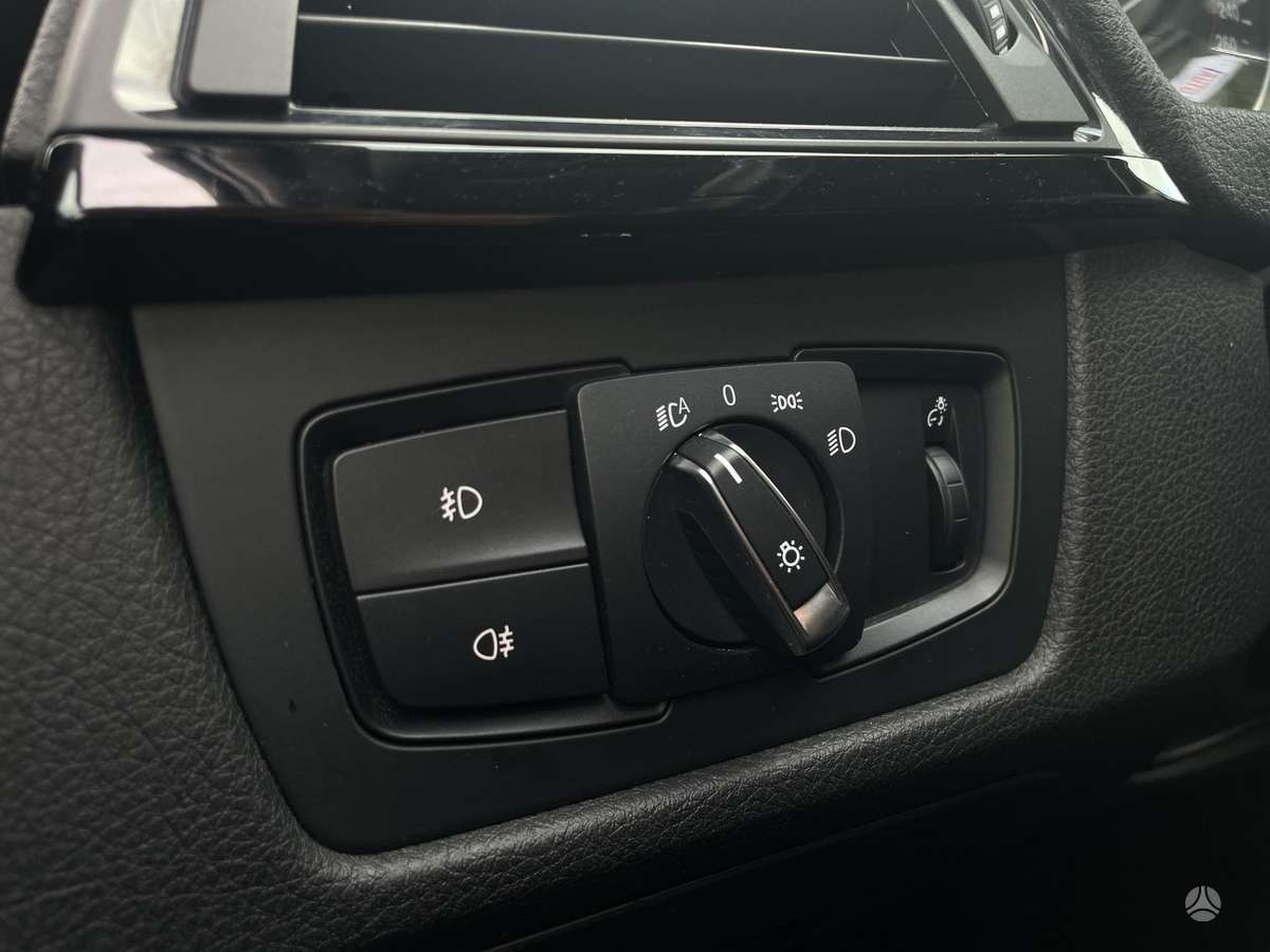 BMW 318, 2.0 l., universalas