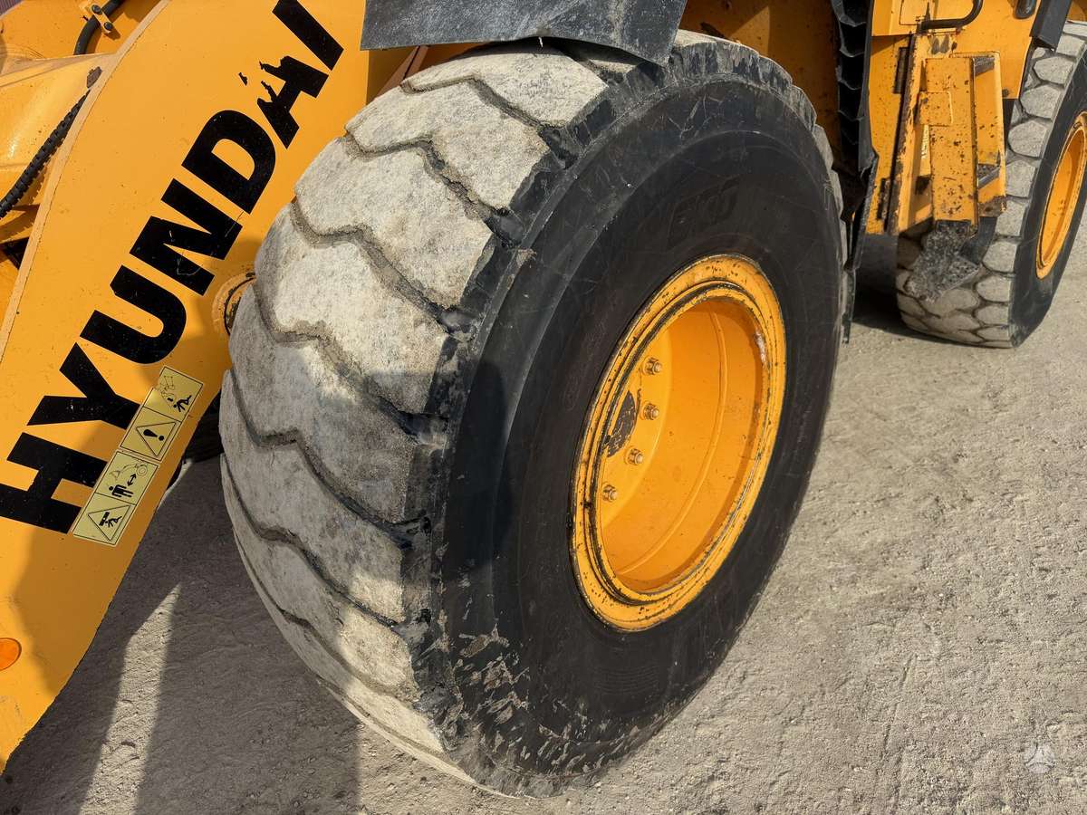Hyundai HL 955 , quick coupler , 3m3, frontal loader
