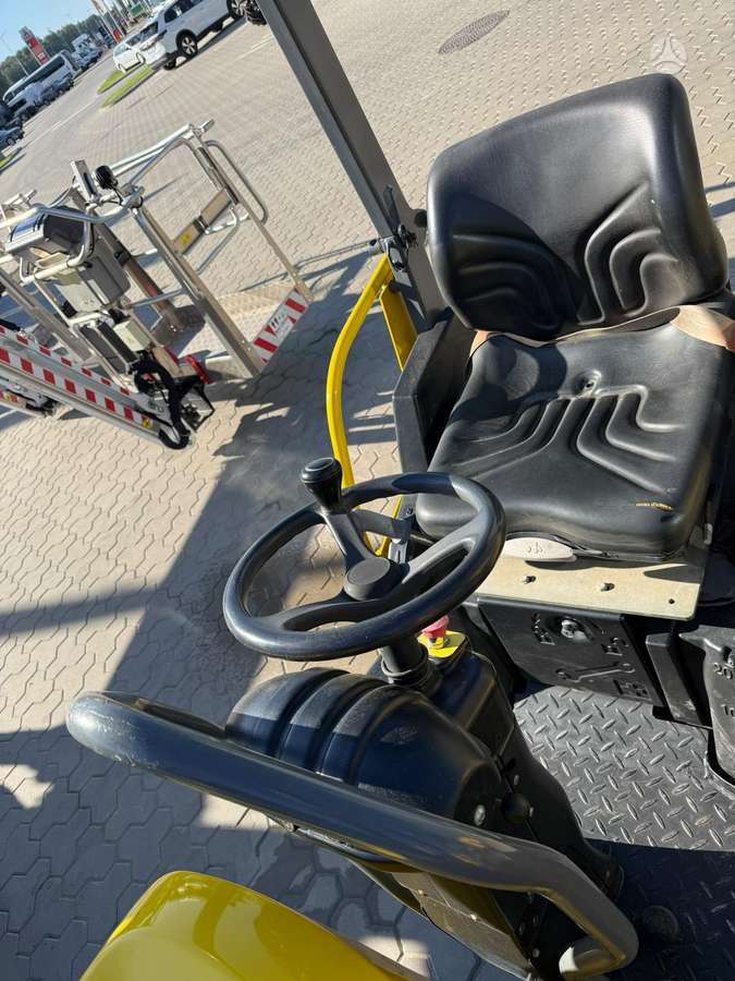 Wacker RD18-80, vibrator / compactor