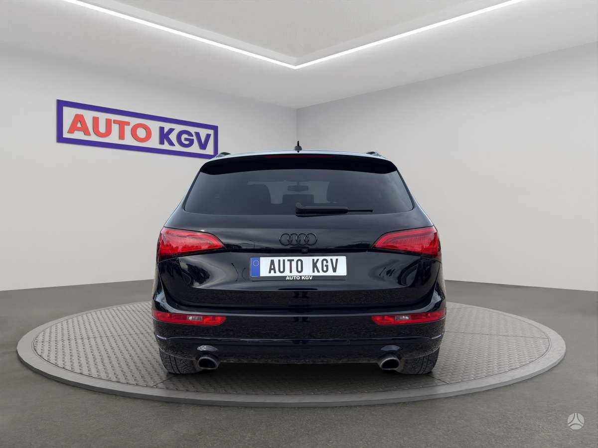 Audi Q5, 2.0 l., Внедорожник / Кроссовер
