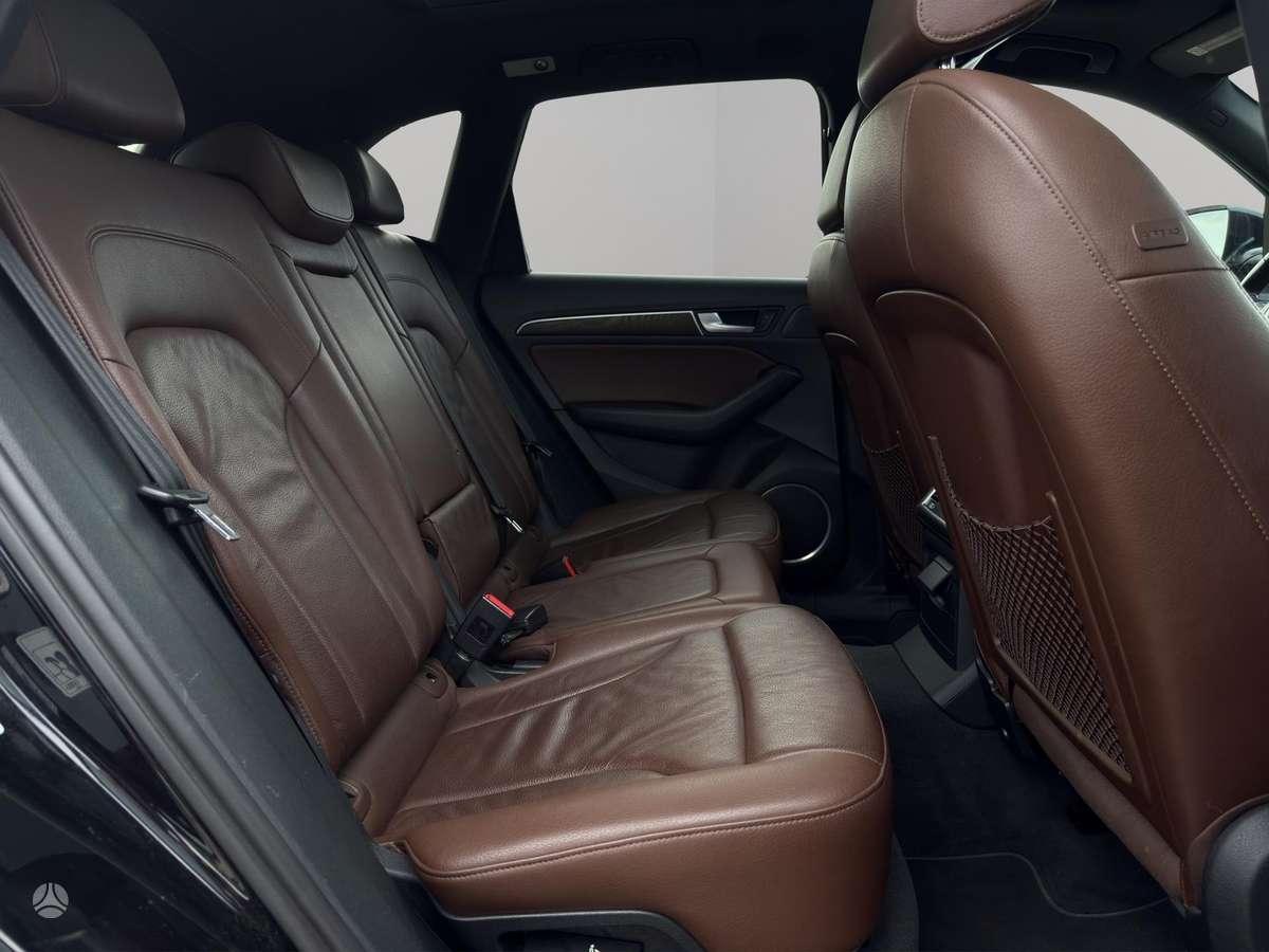 Audi Q5, 2.0 l., Внедорожник / Кроссовер