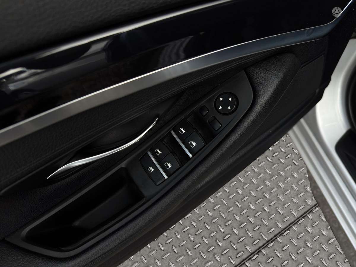BMW 520, 2.0 l., wagon