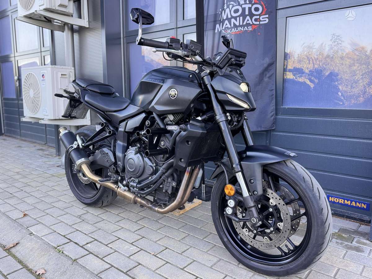 Yamaha MT 07 689cc, street / classic