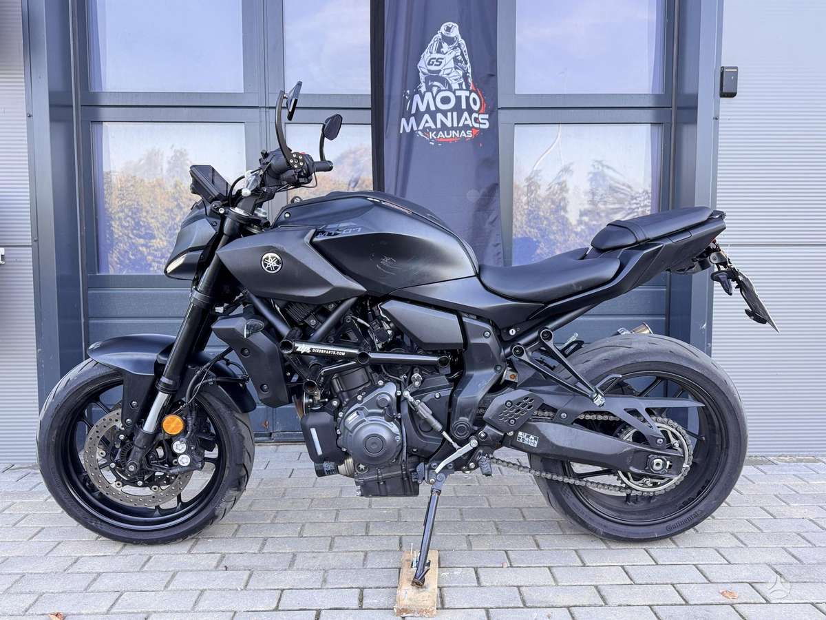 Yamaha MT 07 689cc, street / classic