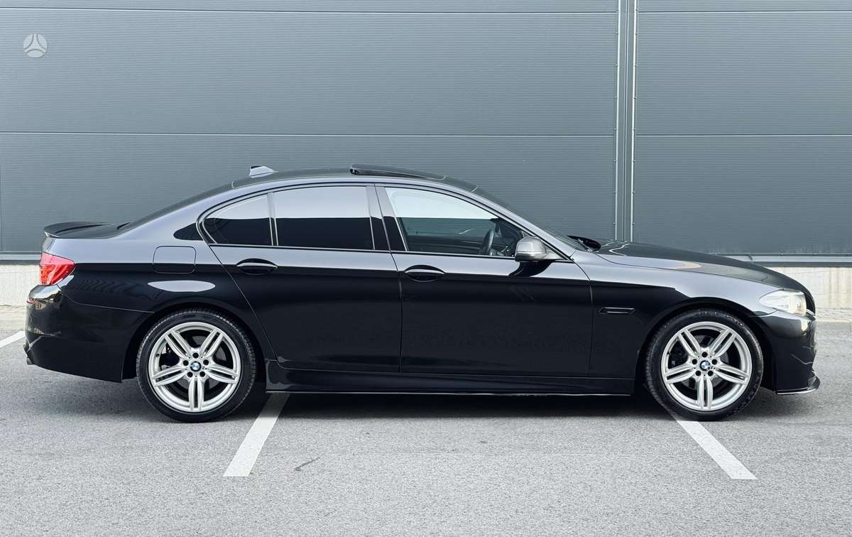 BMW 520, 2.0 l., Седан