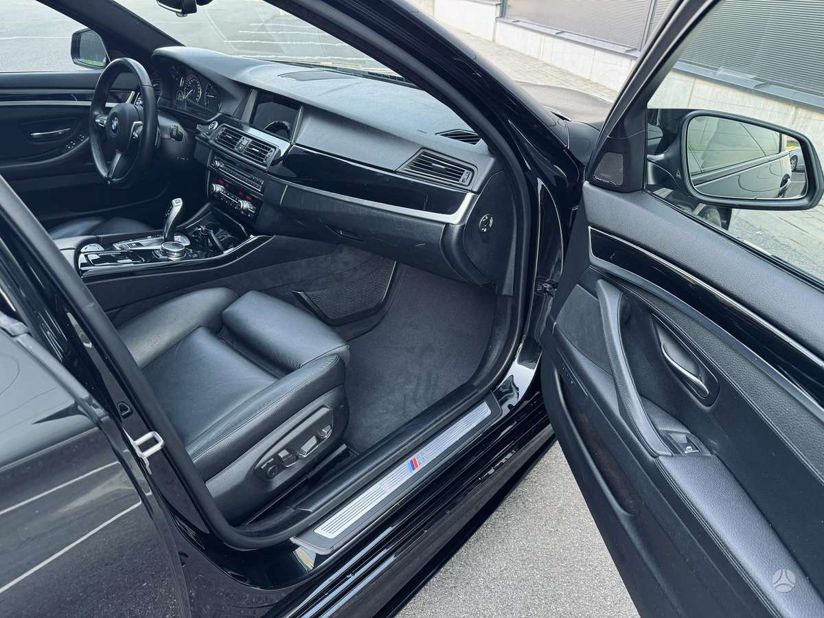 BMW 520, 2.0 l., Седан
