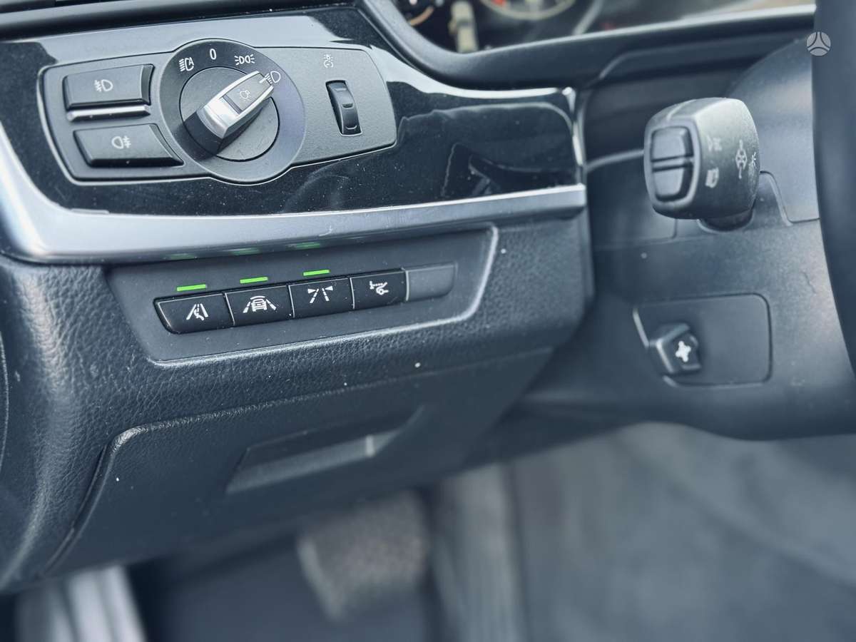 BMW 520, 2.0 l., Седан
