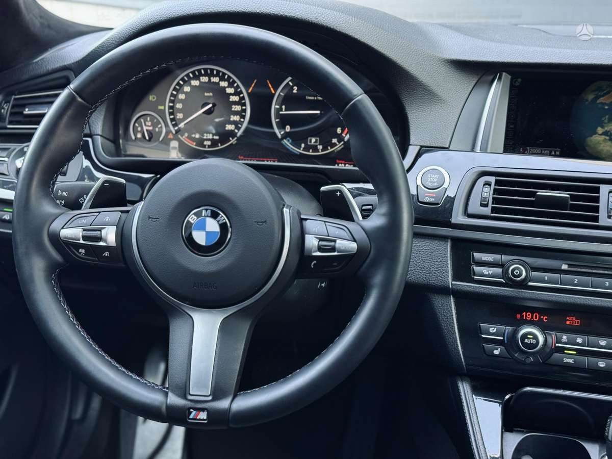 BMW 520, 2.0 l., Седан