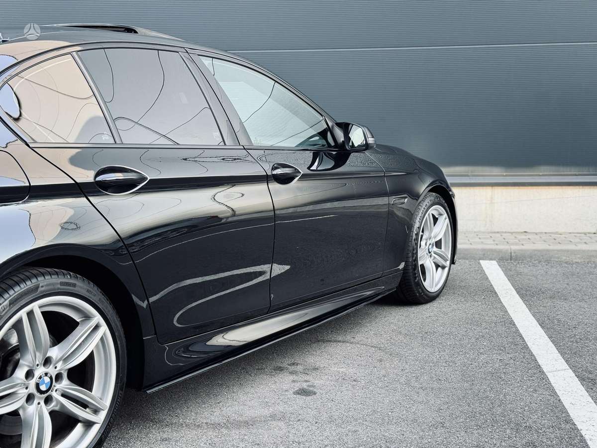 BMW 520, 2.0 l., Седан