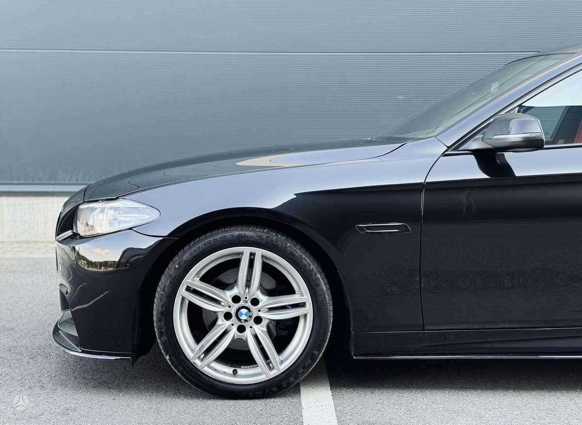 BMW 520, 2.0 l., Седан