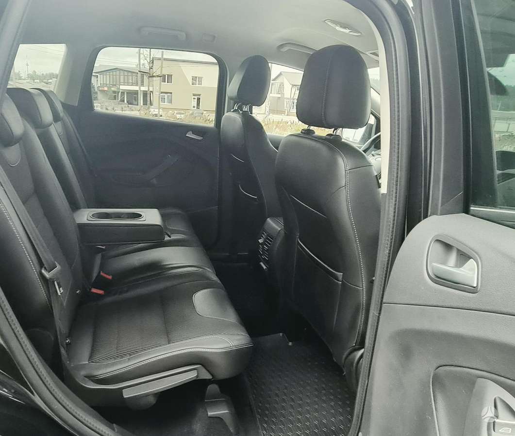 Ford Kuga, 2.0 l., off-road / crossover