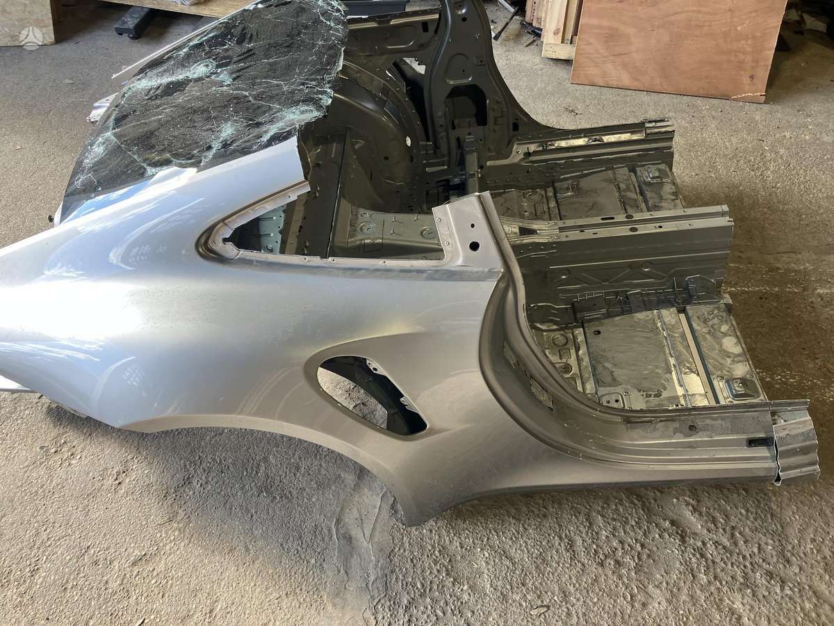 Porsche 911 kėbulo dalys