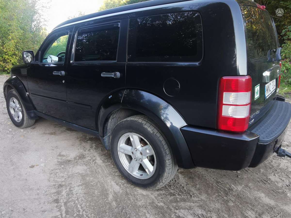 Dodge Nitro, 2.8 l., off-road / crossover