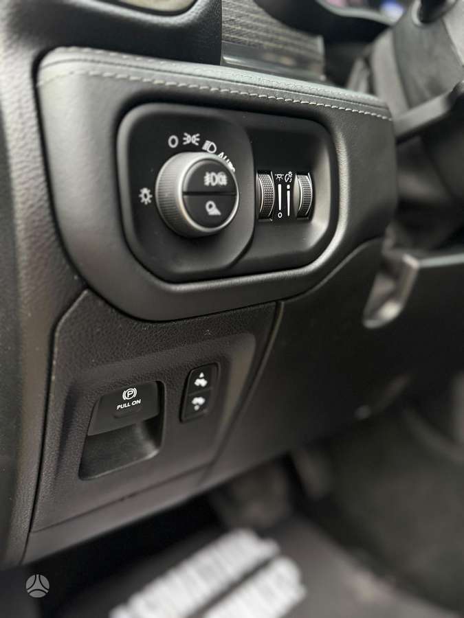 Dodge Ram, 5.7 l., Пикап