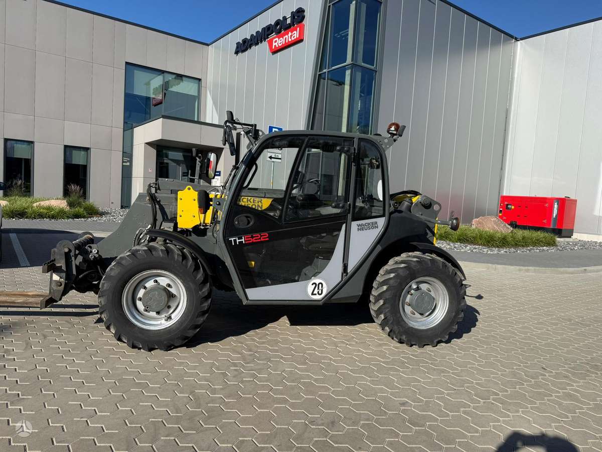 Wacker TH522, telescopic handler