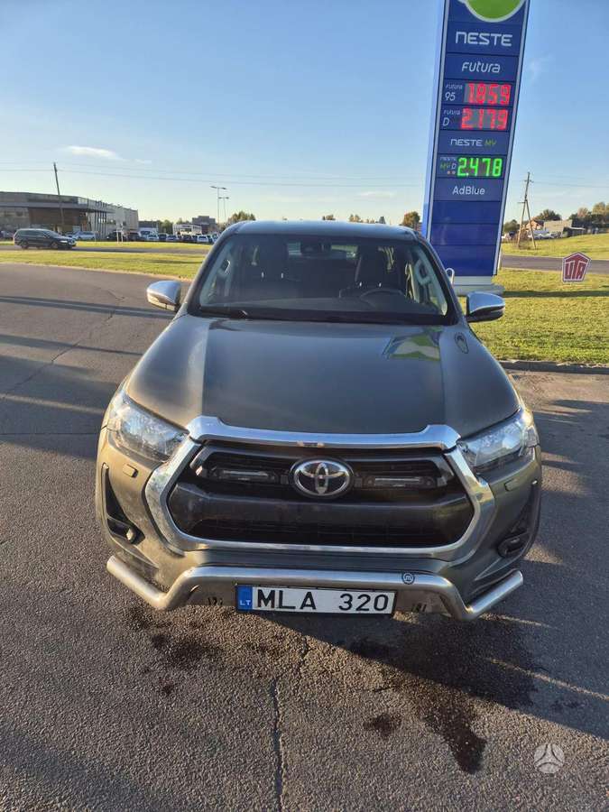 Toyota Hilux