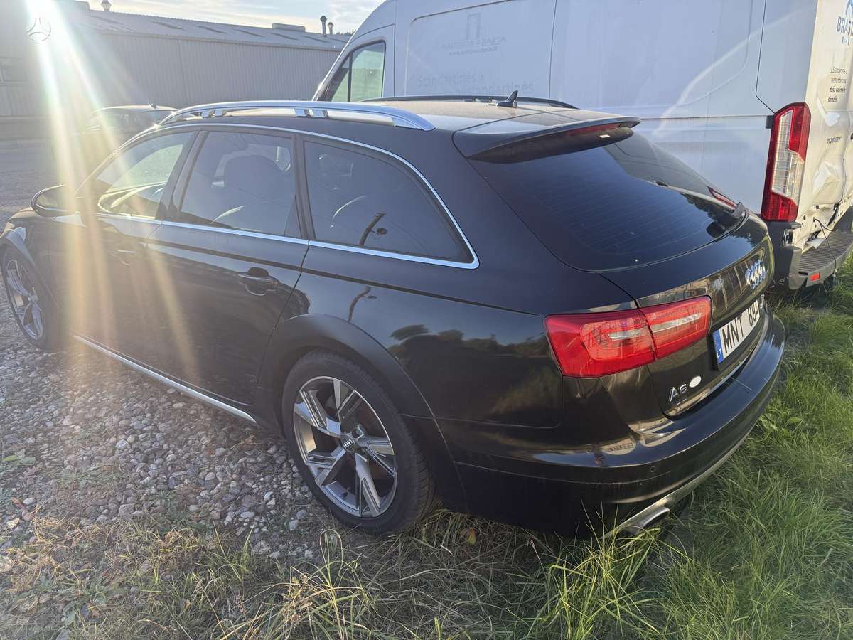 Audi A6 allroad, 3.0 l., Универсал