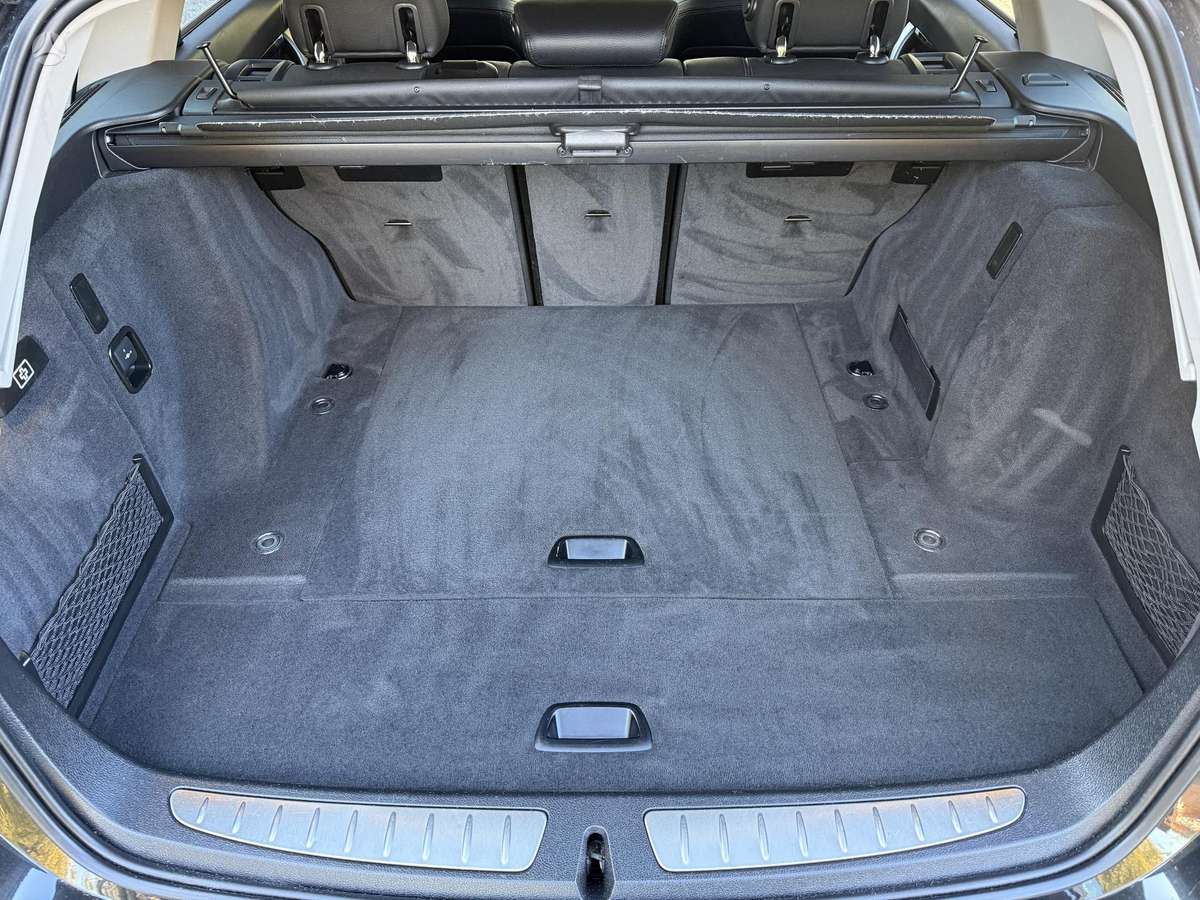 BMW 320, 2.0 l., Универсал