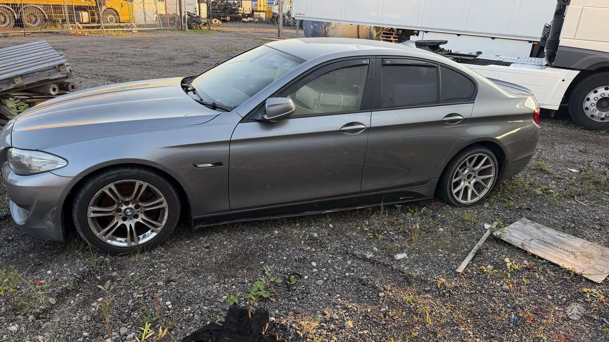 BMW 520 Viskas veikia