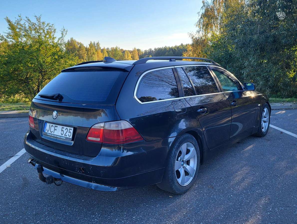 BMW 525, 2.5 l., wagon