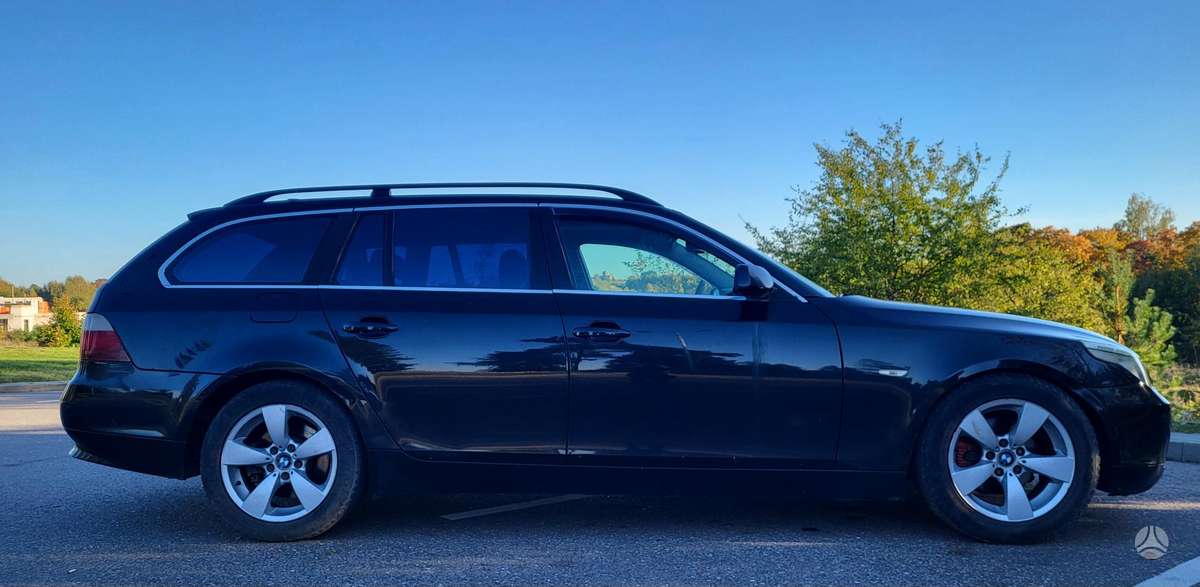 BMW 525, 2.5 l., Универсал