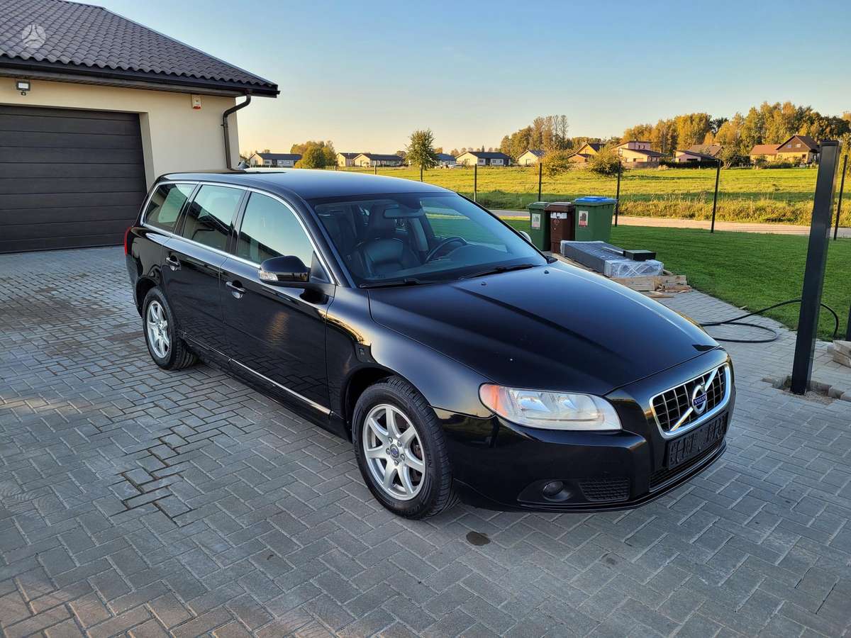 Volvo V70, 2.0 l., Универсал