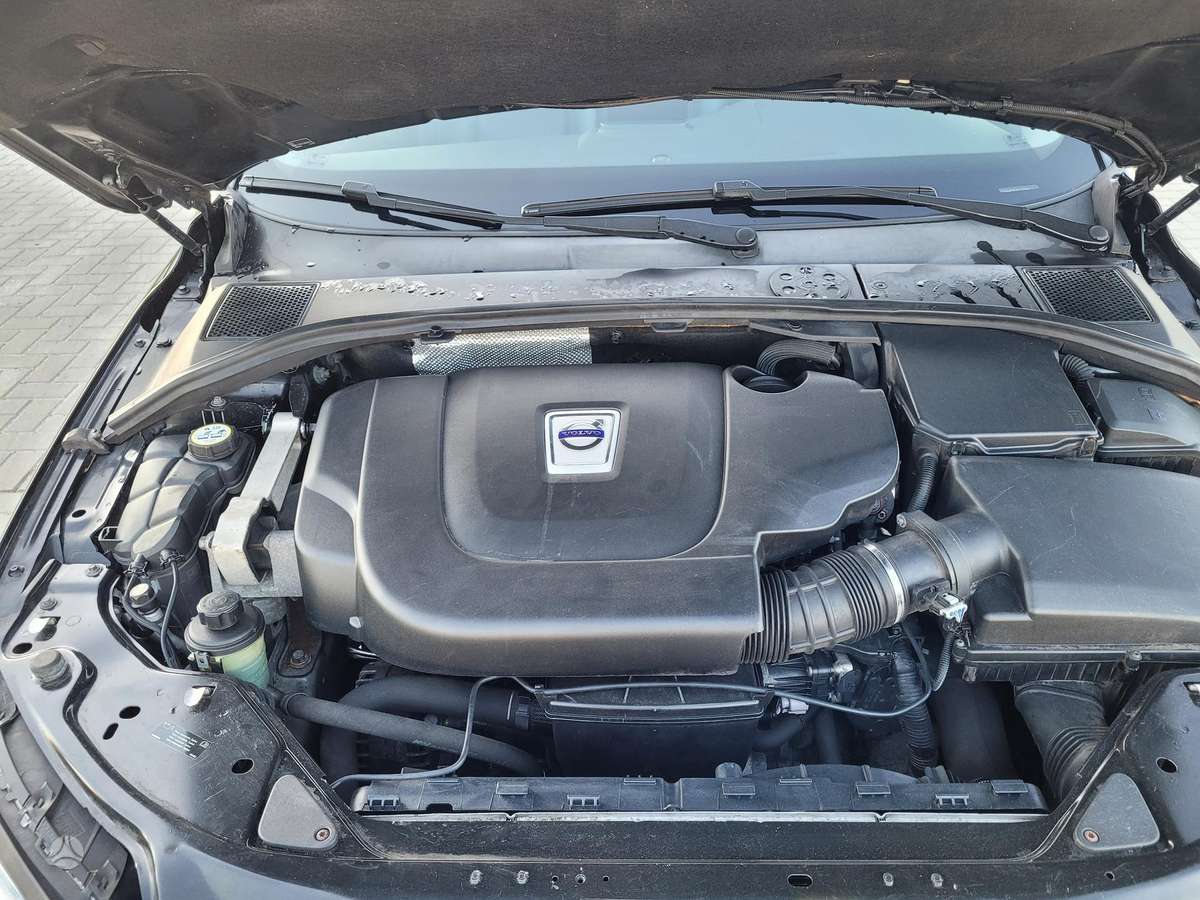 Volvo V70, 2.0 l., Универсал