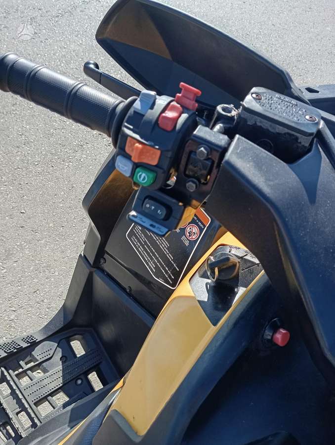 Can-Am Outlander Max 650cc, квадроциклы