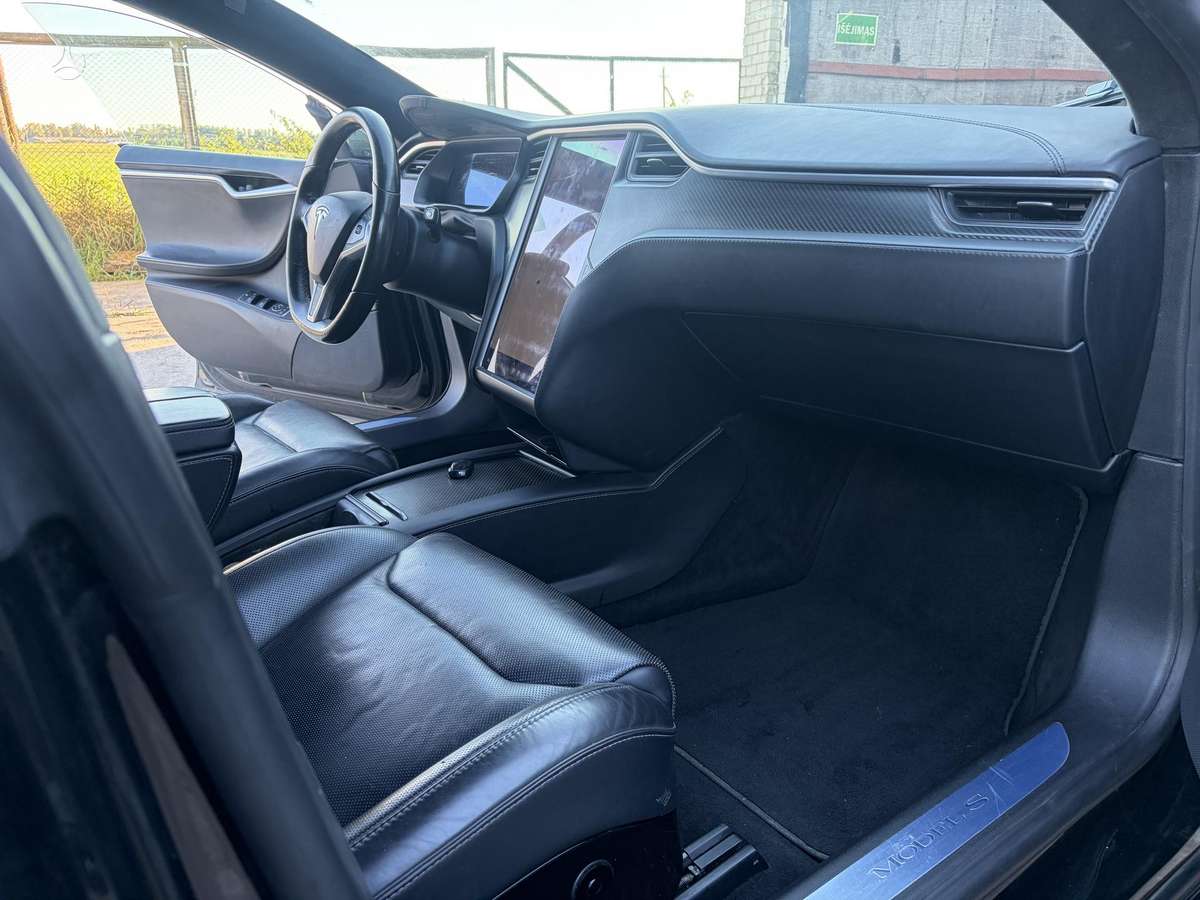 Tesla Model S, 75 кВт·ч, Седан