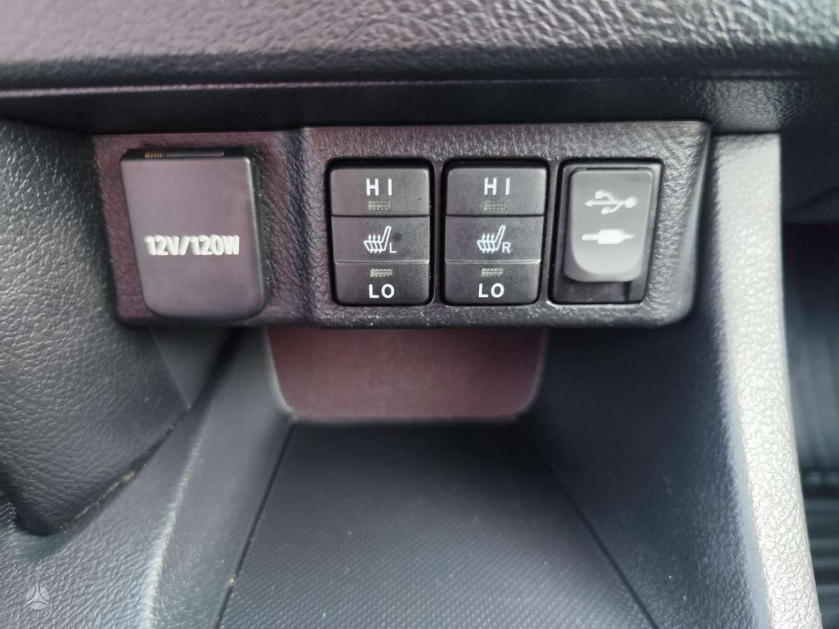 Toyota Auris, 2.0 l., hatchback