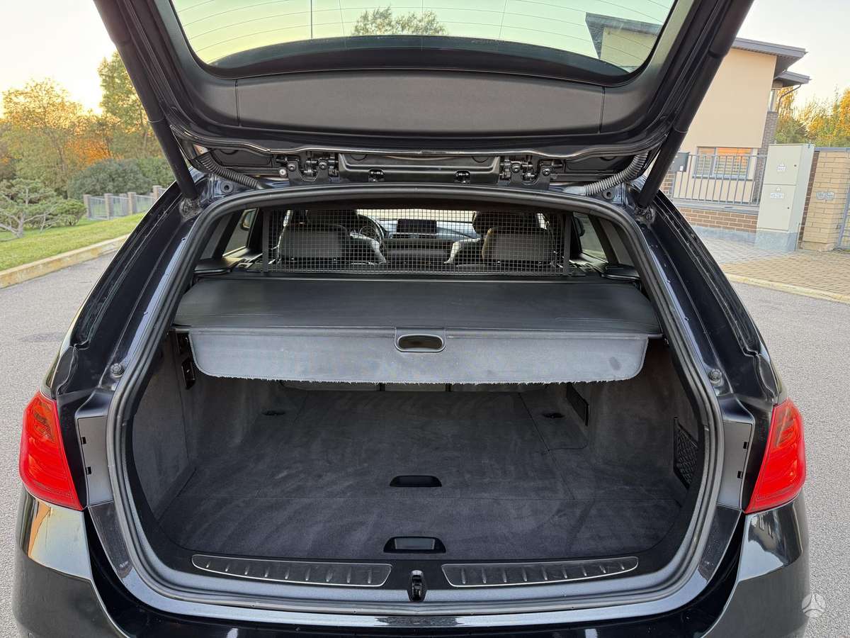 BMW 318, 2.0 l., wagon