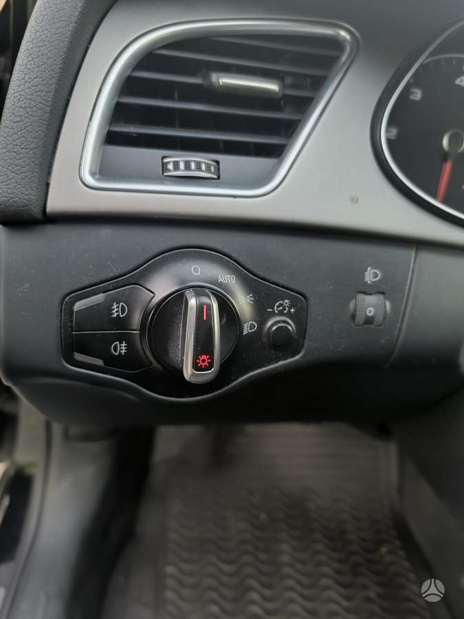Audi A4, 2.0 l., universalas