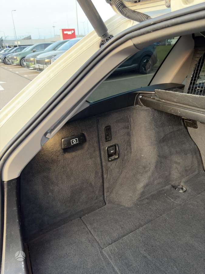 BMW 320, 2.0 l., Универсал