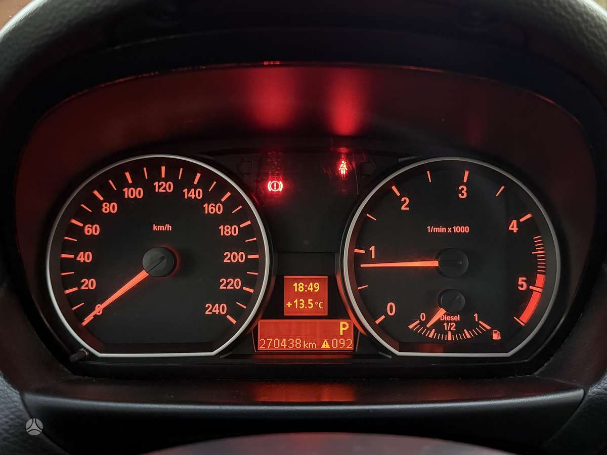 BMW 120, 2.0 l., hatchback