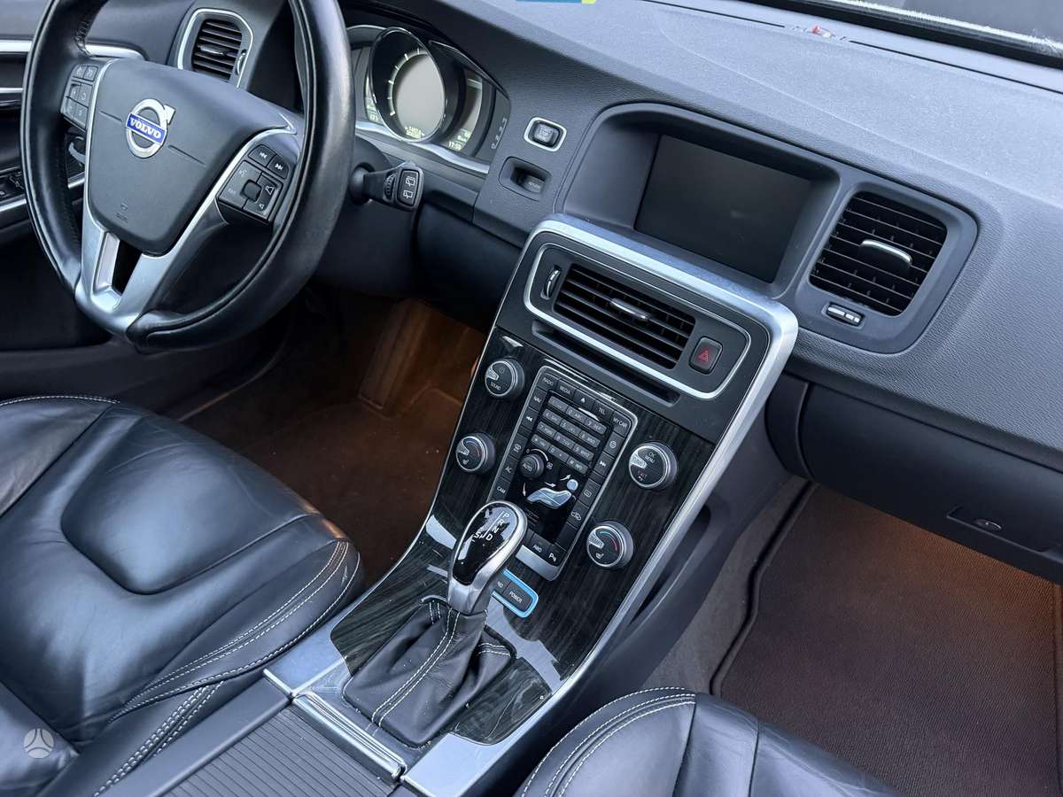 Volvo V60, 2.4 l., Универсал