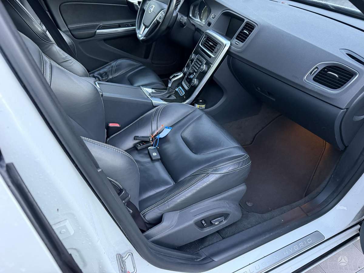Volvo V60, 2.4 l., Универсал