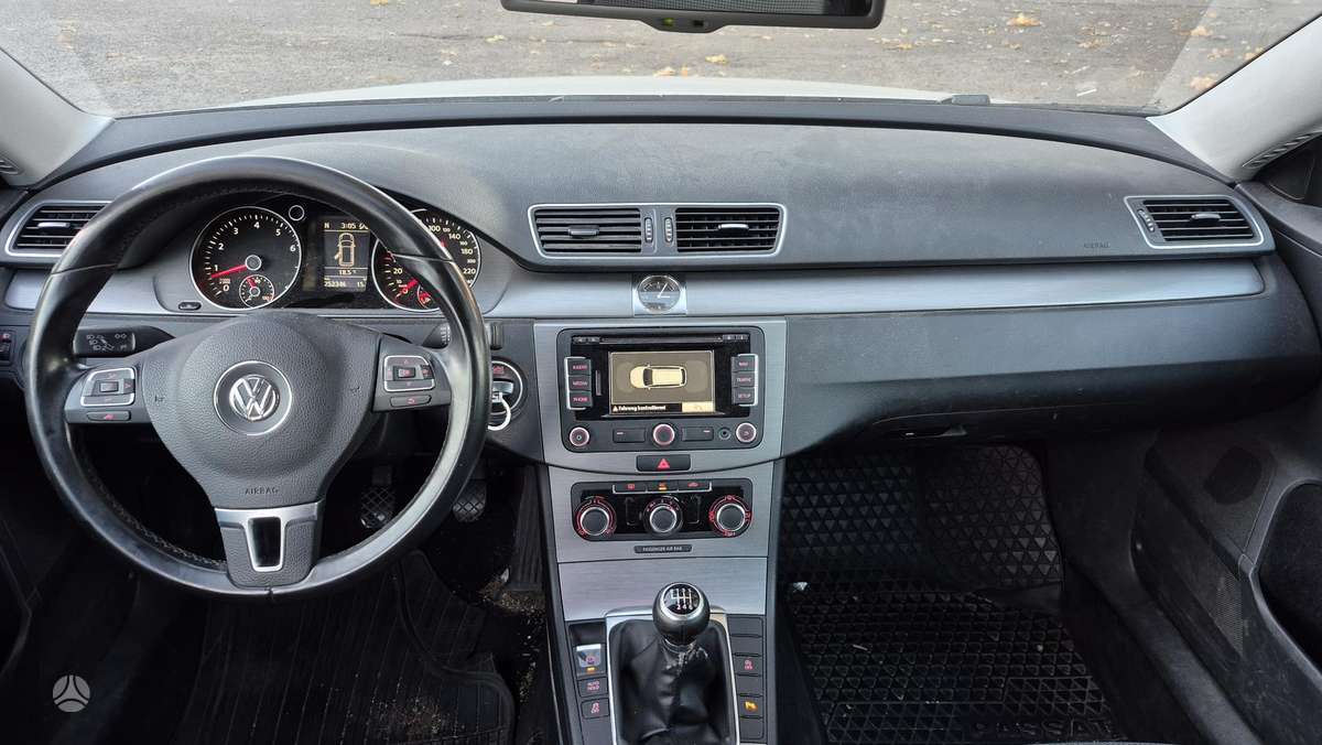 Volkswagen Passat, 1.4 l., Универсал