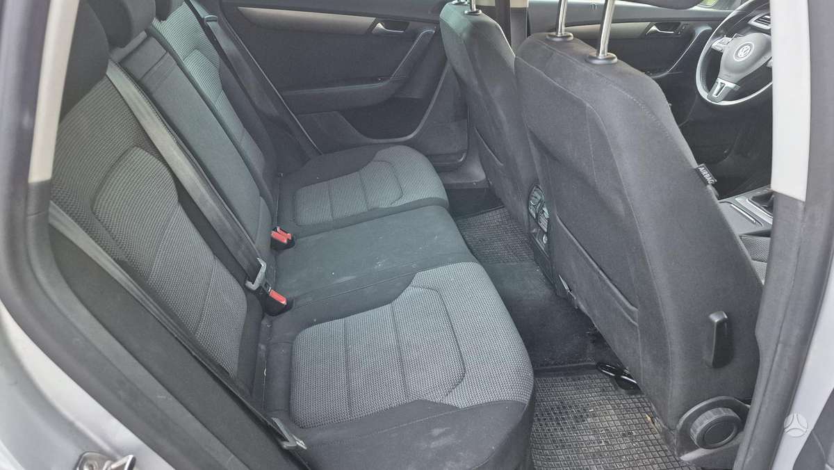 Volkswagen Passat, 1.4 l., Универсал