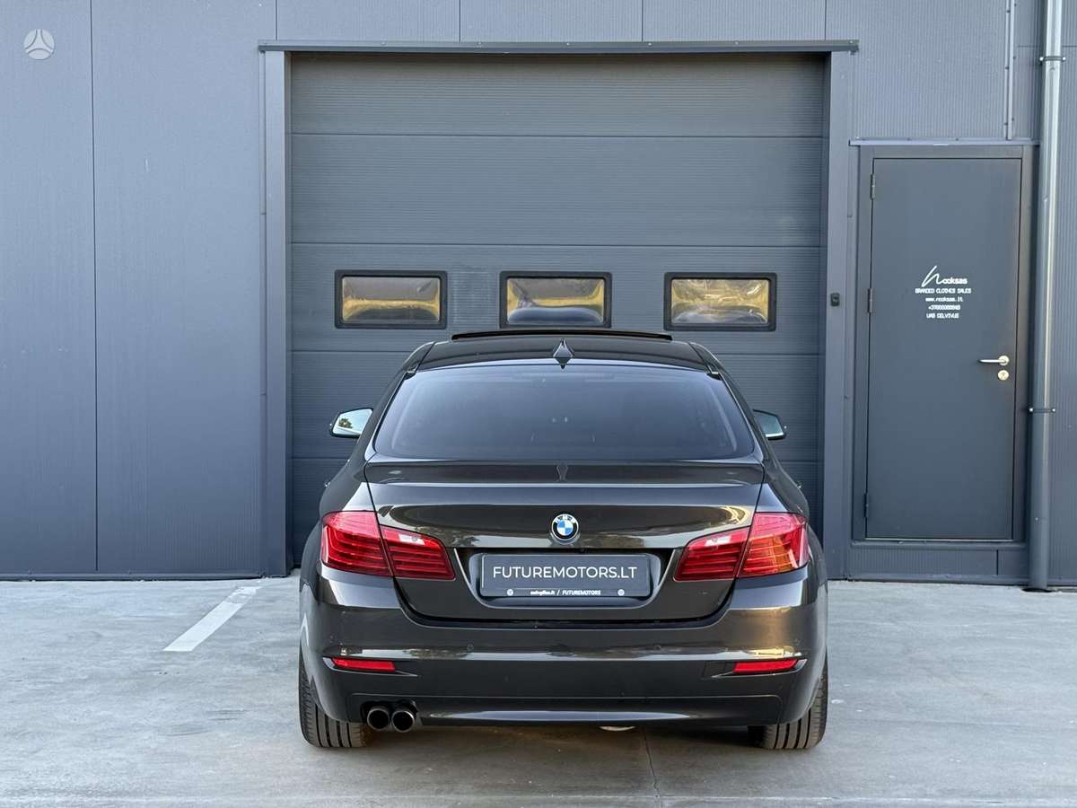 BMW 520, 2.0 l., Седан