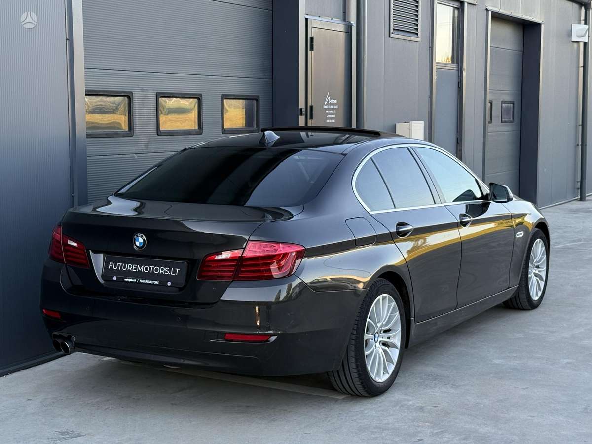 BMW 520, 2.0 l., Седан