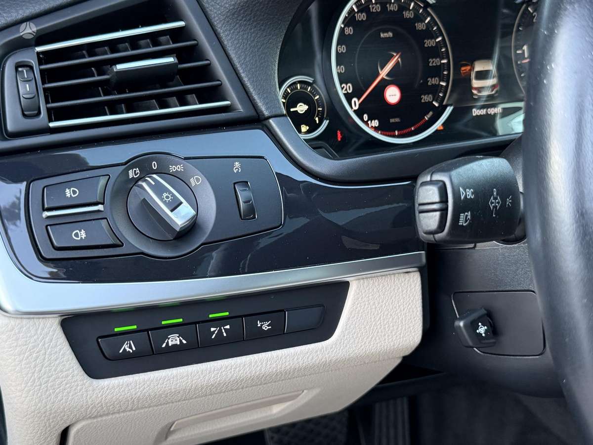 BMW 520, 2.0 l., Седан
