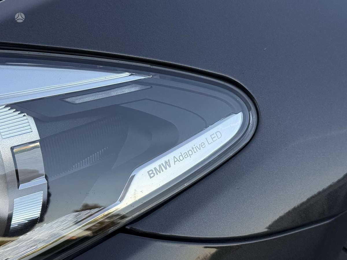 BMW 520, 2.0 l., Седан