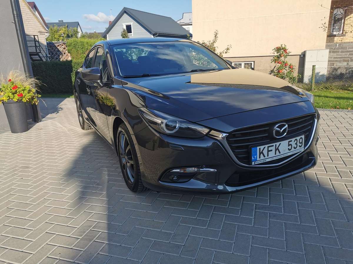 Mazda 3, 2.0 l., Седан