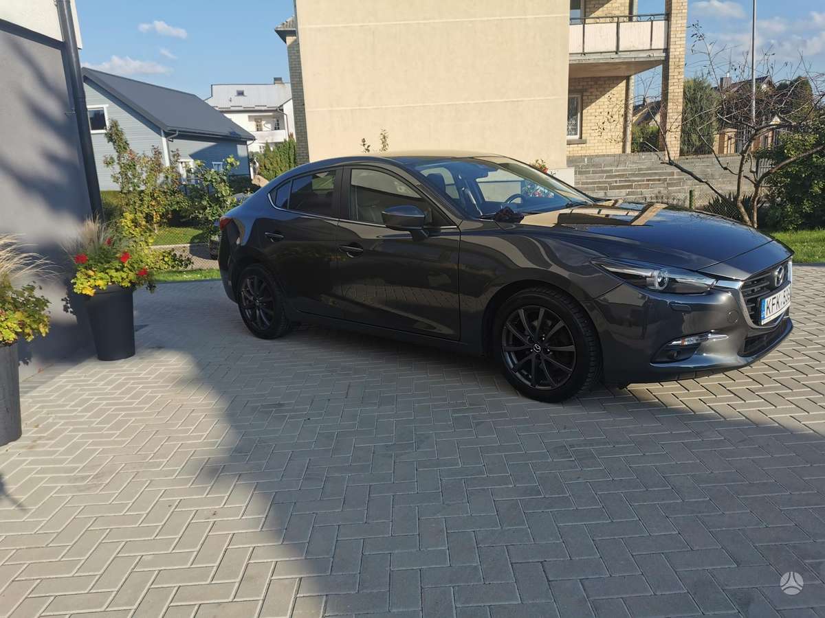 Mazda 3, 2.0 l., Седан
