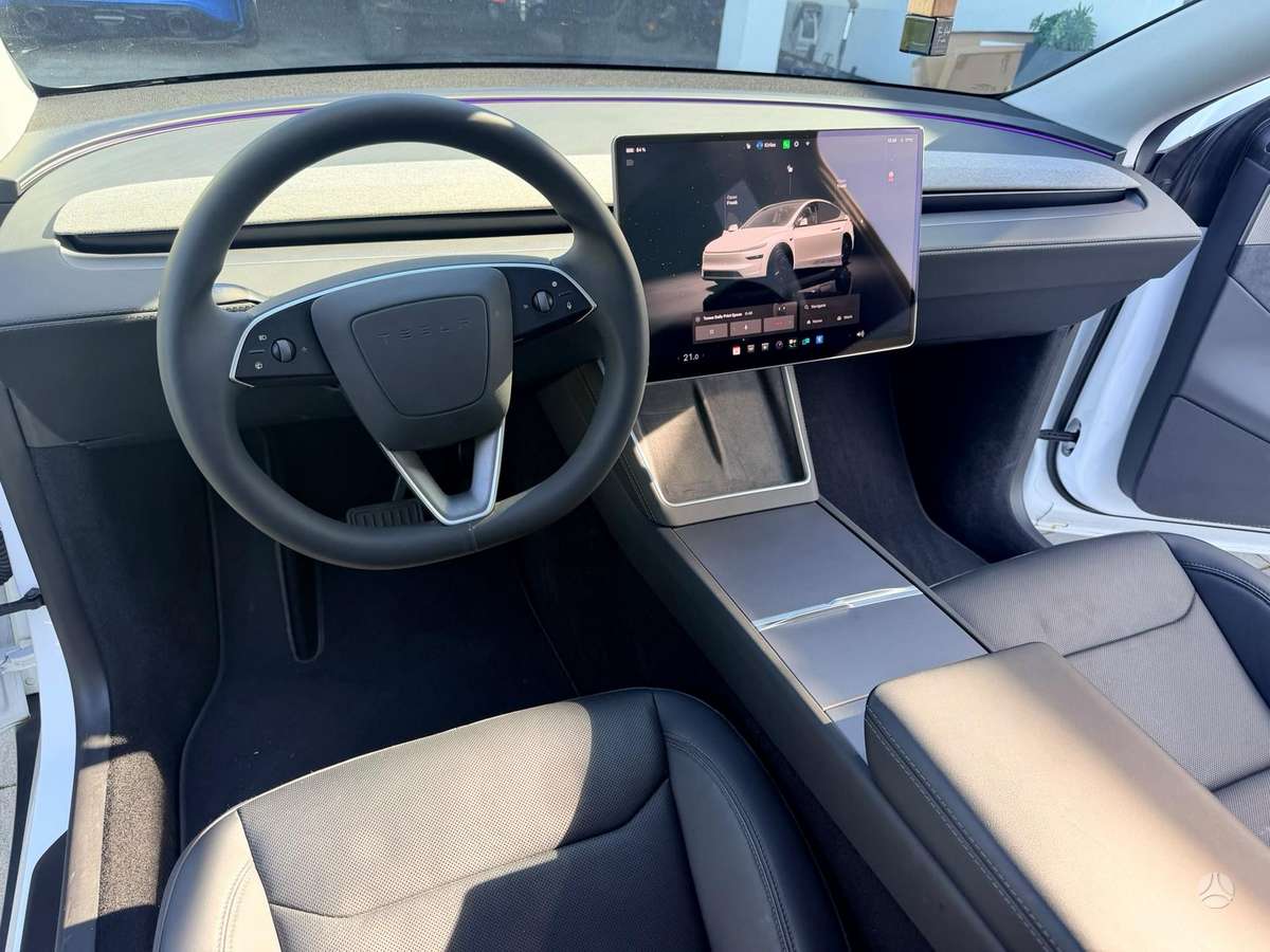 Tesla Model Y, off-road / crossover