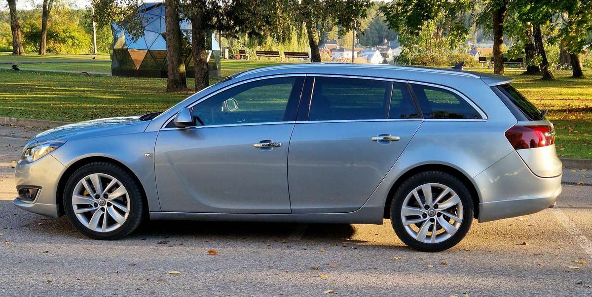 Opel Insignia, 2.0 l., Универсал