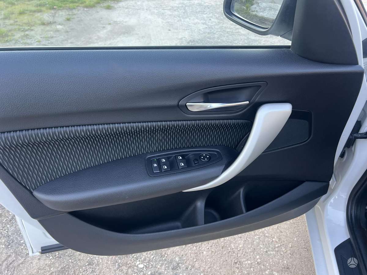BMW 116, 1.5 l., hatchback
