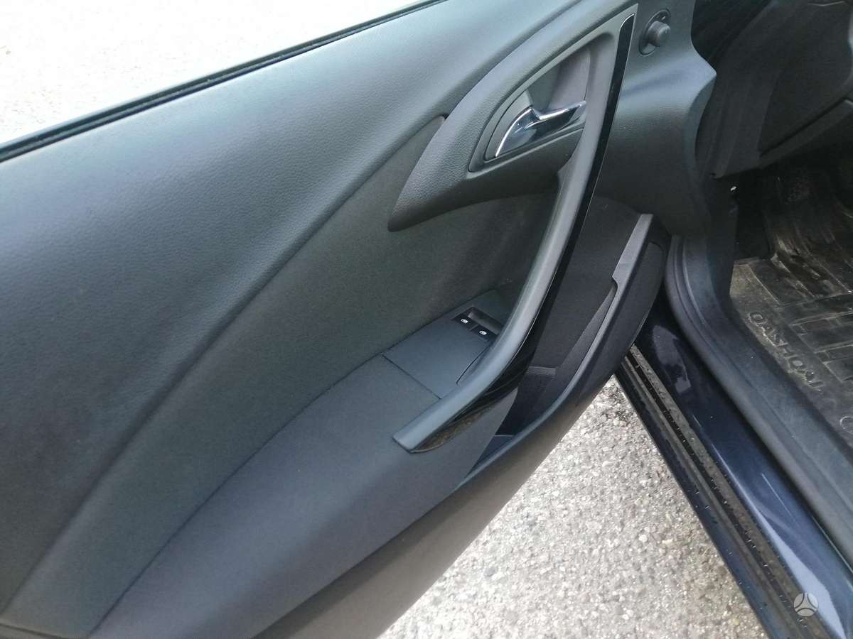 Opel Astra, 2.0 l., hatchback